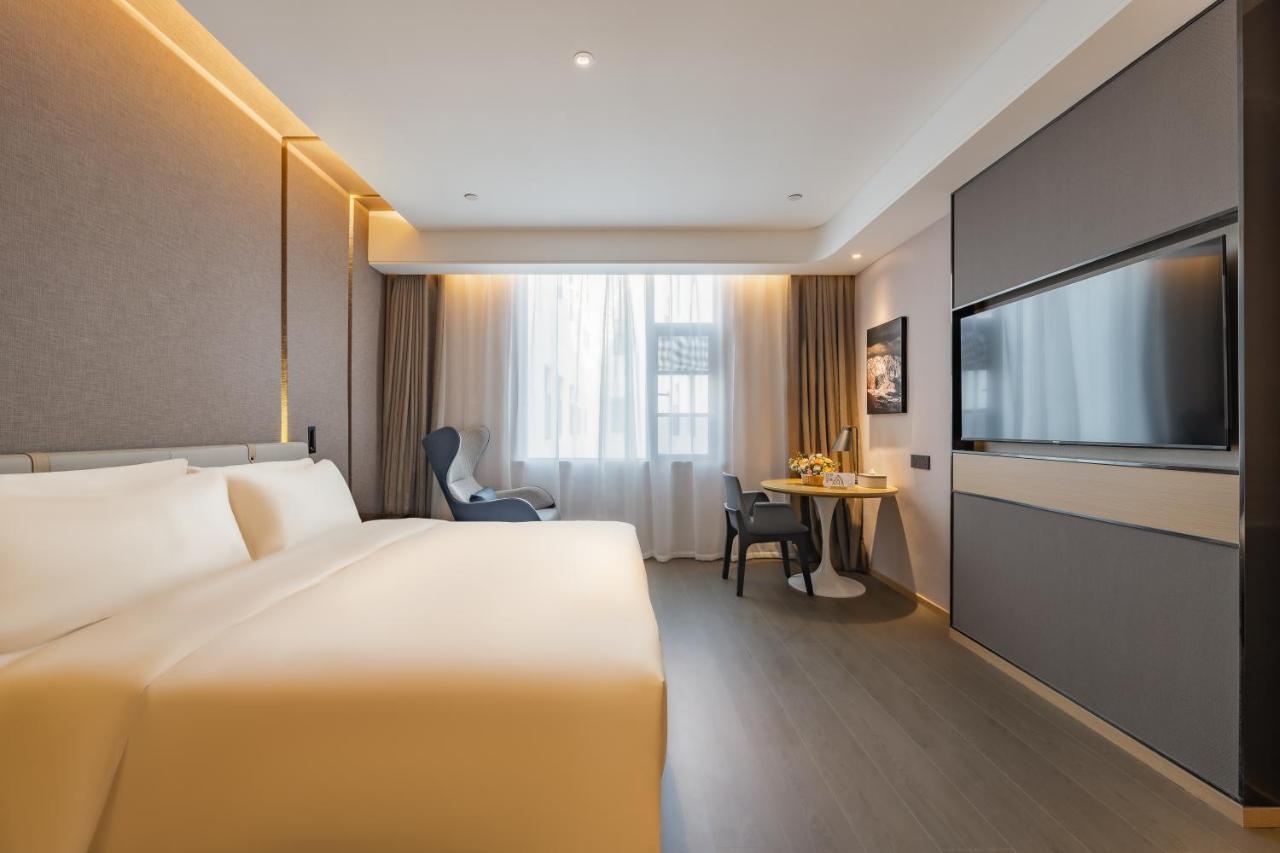 Pudong Caolu Atour 4* Shanghai